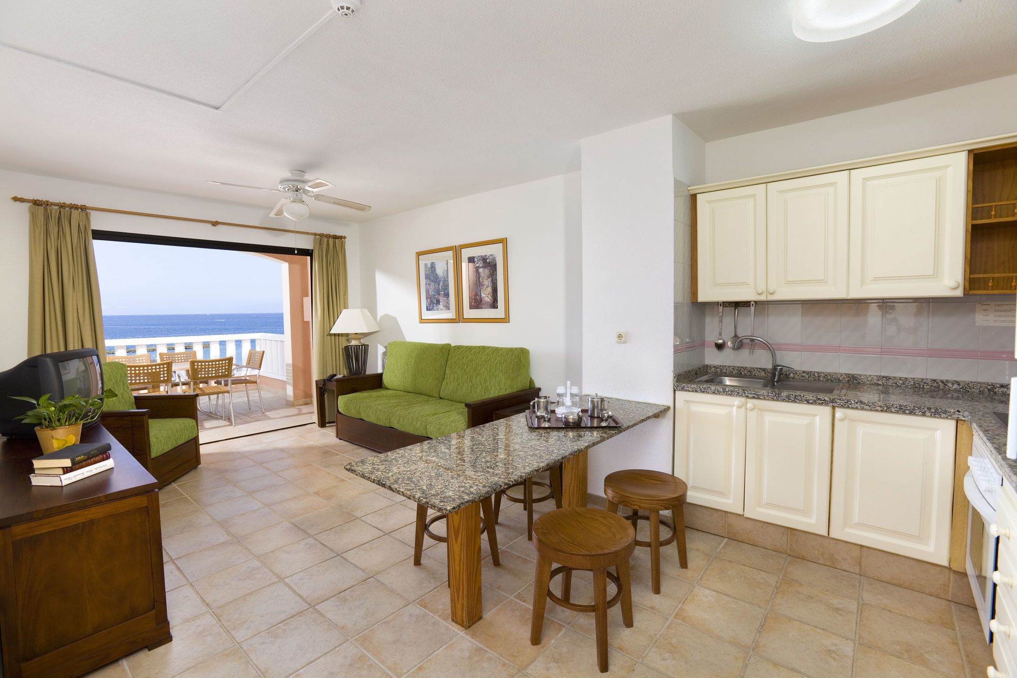 Sol Sun Beach Apartamentos Costa Adeje  Esterno foto